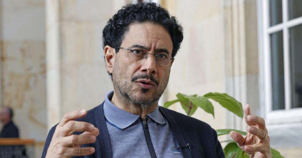 “Las victimas son más perseverantes que la injusticia”: Iván Cepeda