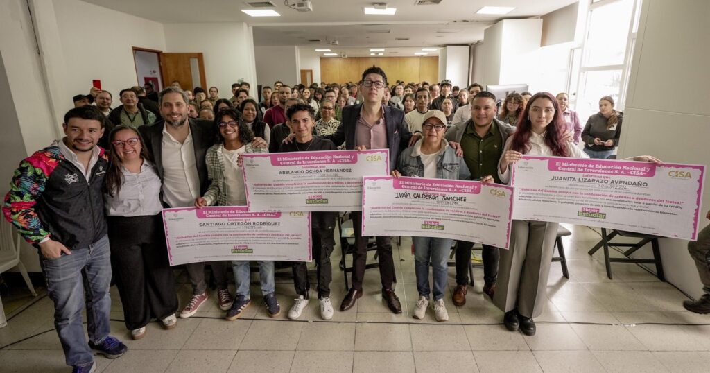Gobierno condona créditos del Icetex a 1.192 jóvenes de todo el país