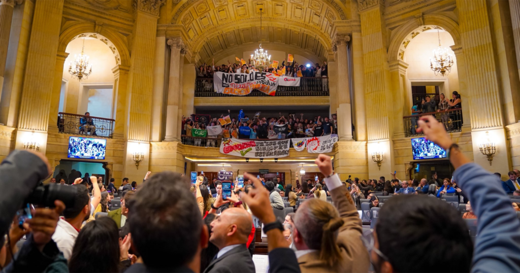 Congreso de la República aprueba reforma financiera a la Ley 30